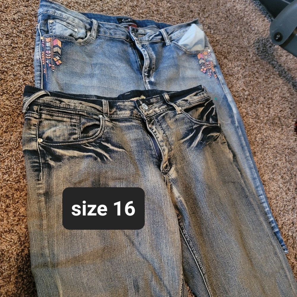Size 16 Capris